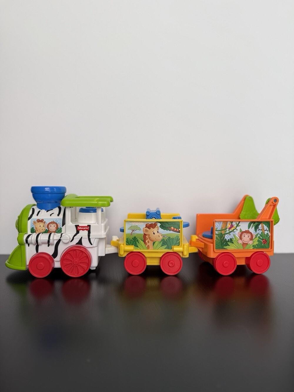 Vintage Fisher Price Amazing Animals Musical Zoo Train Engine Cars Tested Works